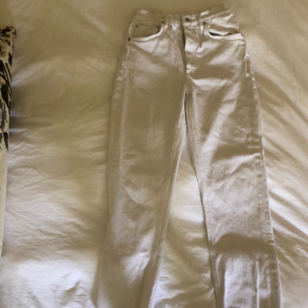 Agolde Riley high rise straight jean, size 27, white